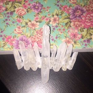 Crystal hair clip